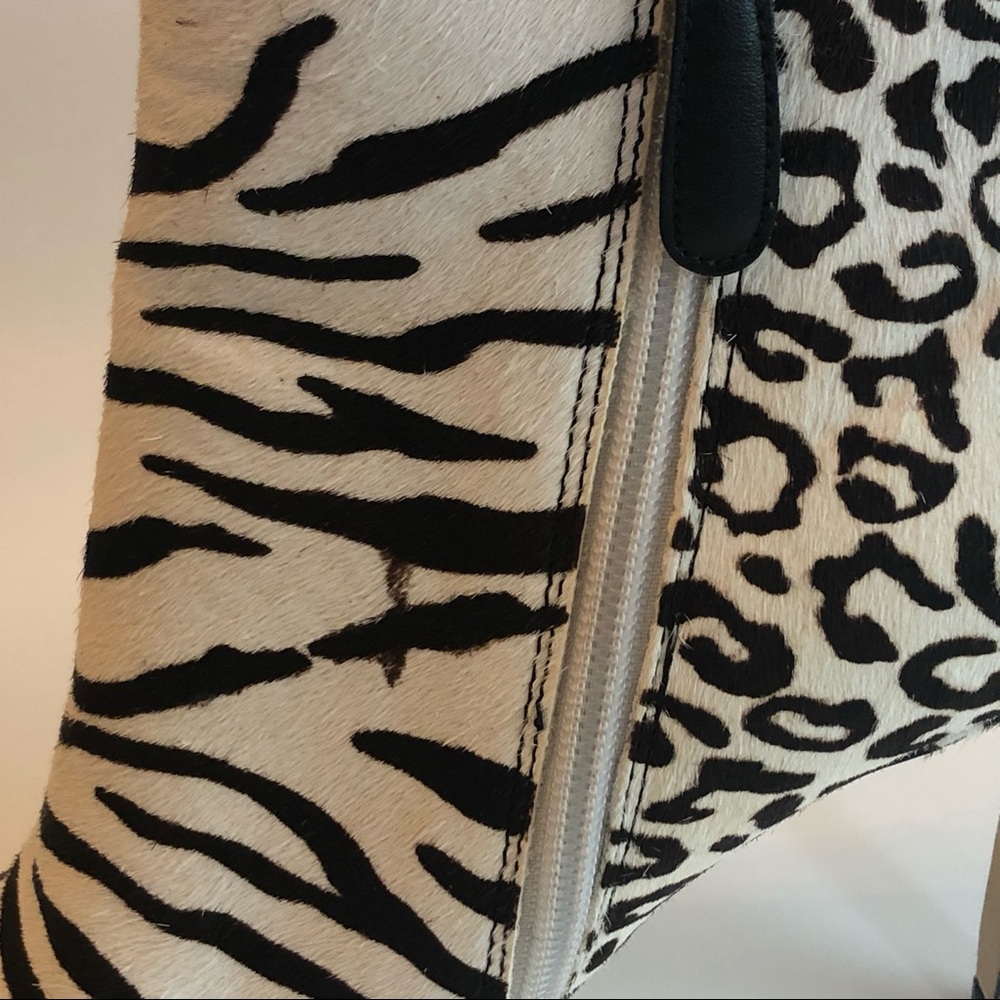 NWT Guess Los Angeles Dress Bootie - Picture 7 of 8